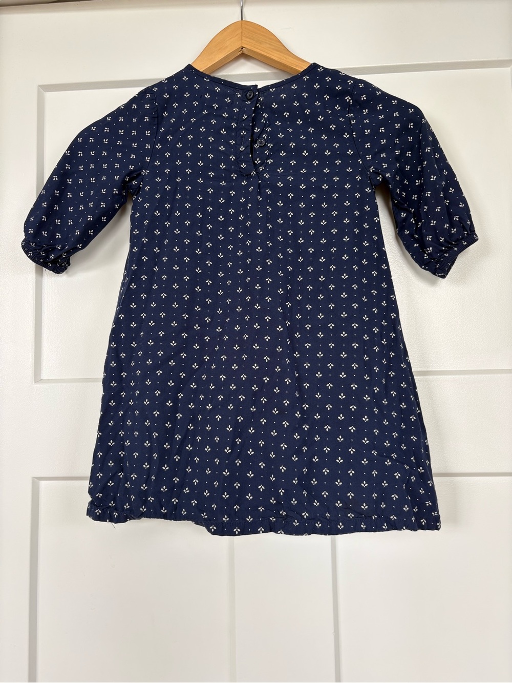 Girls Blue Dress w/White Pattern  By: Old Navy Size 5T - Picture 3 of 7